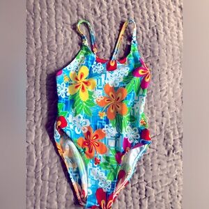 EUC one piece swimsuit size 5/6